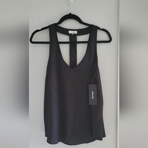 NWT Olivia Grey daily look sz small